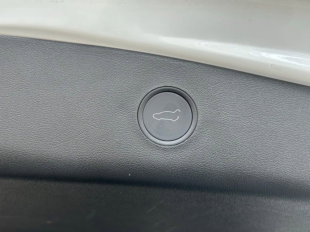 Used 2021 Tesla Model 3 Standard Range Plus RWD image 28