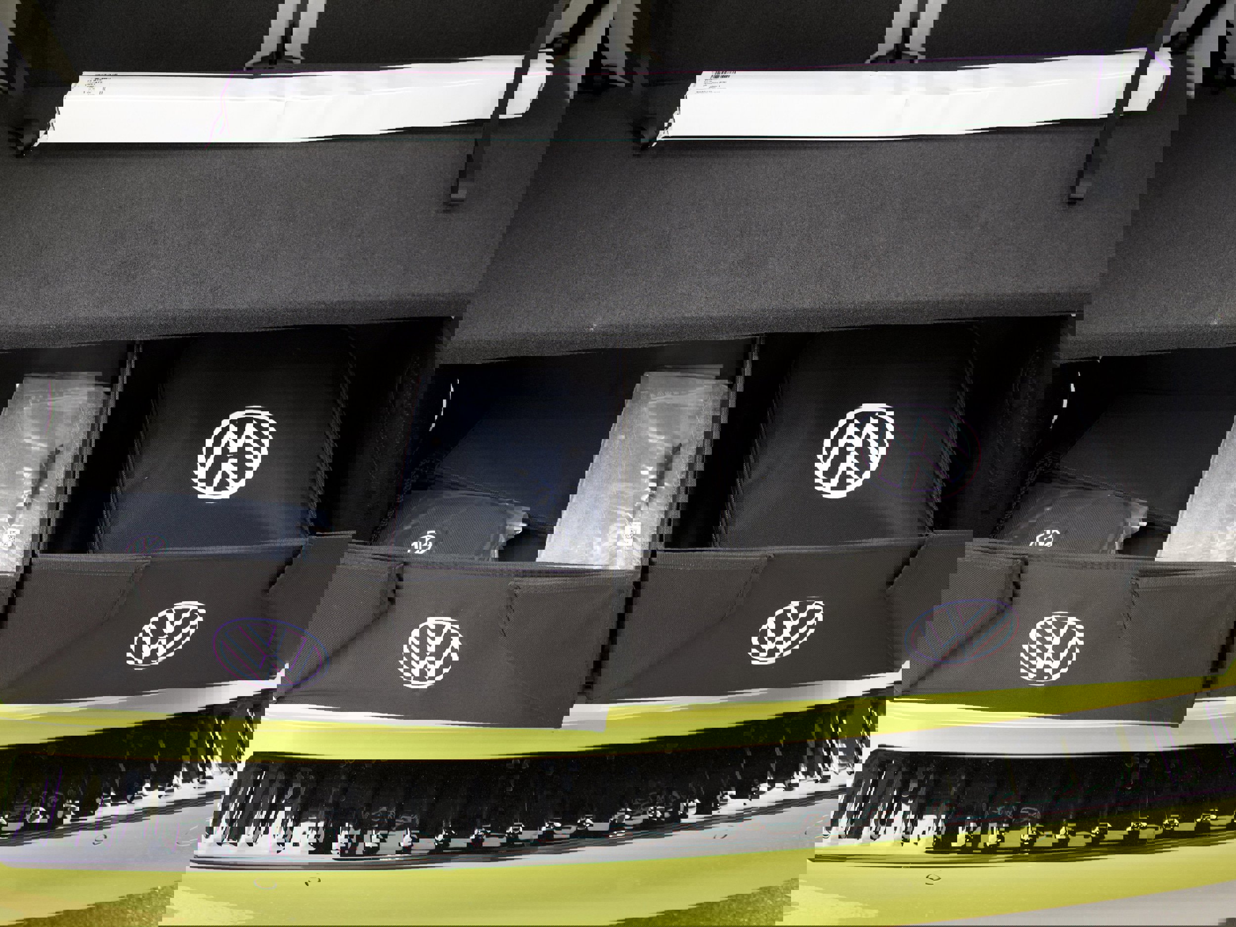 New 2025 Volkswagen ID. Buzz Pro S Plus image 27