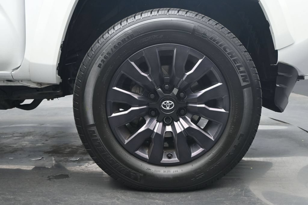 Used 2023 Toyota Tacoma Limited AWD/4WD image 20
