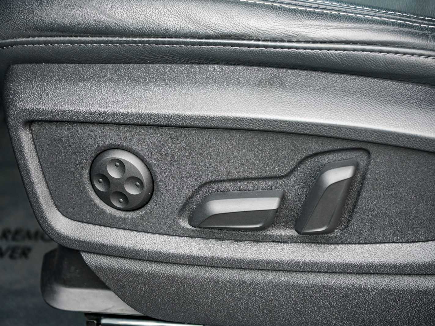 Used 2023 Audi Q5 2.0T Premium w/ Convenience Package image 19