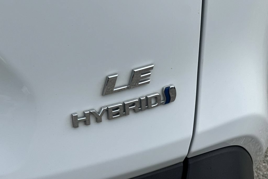 Certified 2024 Toyota RAV4 LE AWD/4WD image 25