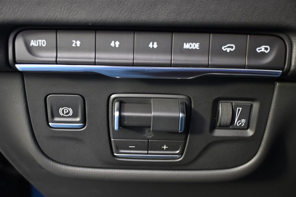 New 2026 Cadillac Escalade ESV Luxury w/ Touring Package image 25