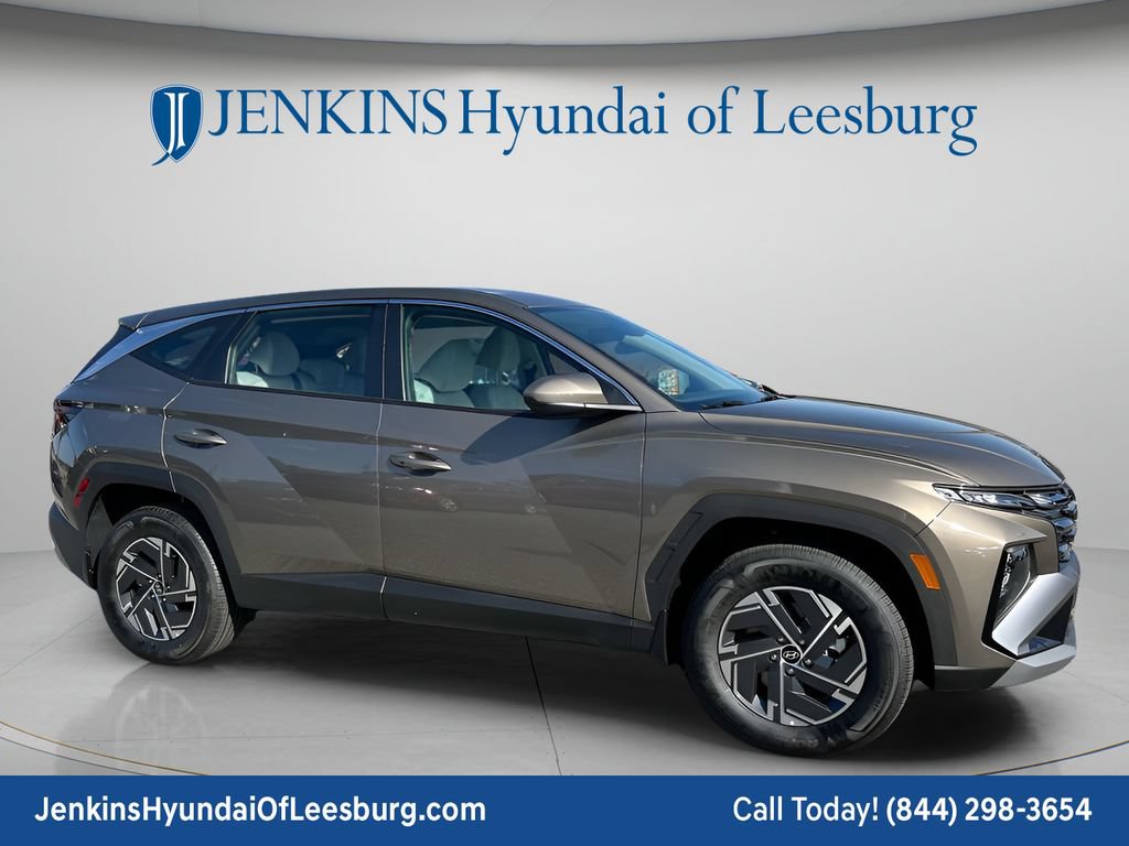 New 2026 Hyundai Tucson Blue SE w/ Tow & Go Package AWD/4WD image 2
