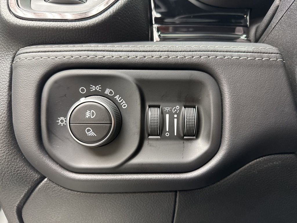 New 2026 RAM 3500 Limited image 11