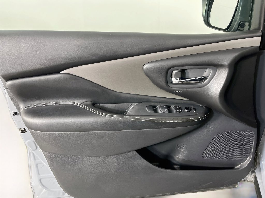 Used 2024 Nissan Murano SV w/ SV Midnight Edition Package AWD/4WD image 26