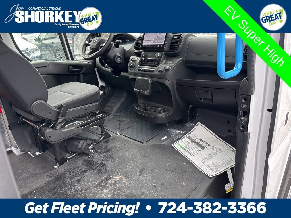 New 2024 RAM ProMaster 3500 w/ Delivery Van Package FWD image 9