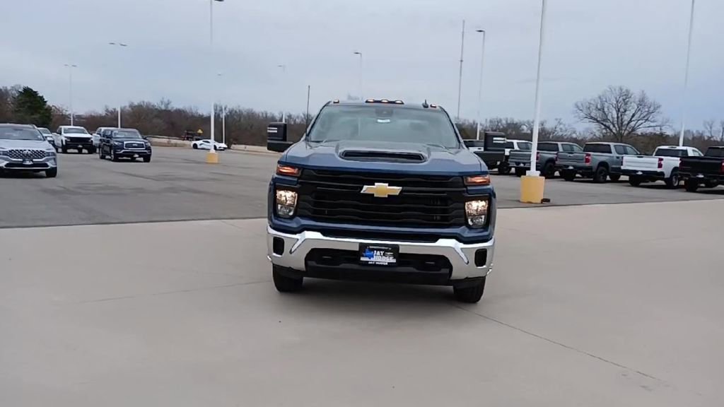 New 2026 Chevrolet Silverado 3500 W/T image 3