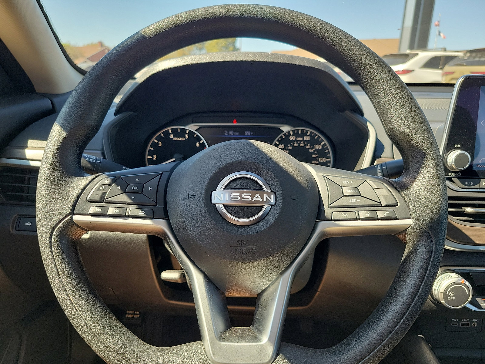 Used 2024 Nissan Altima 2.5 SV image 19