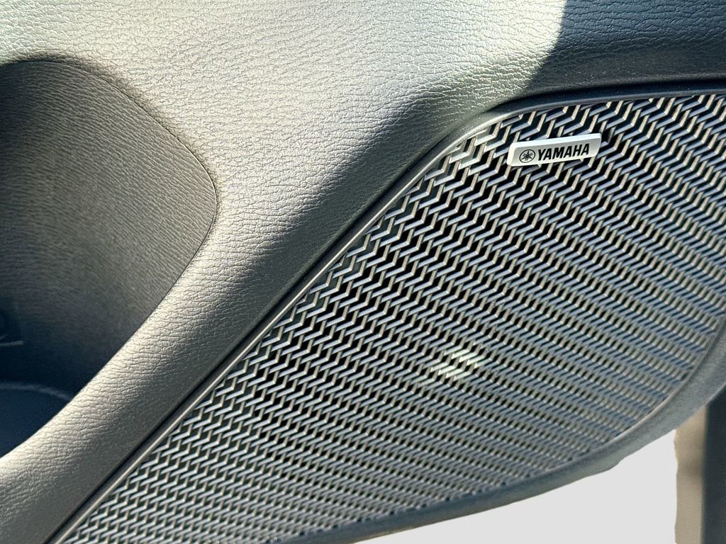 New 2026 Mitsubishi Outlander LE FWD image 18