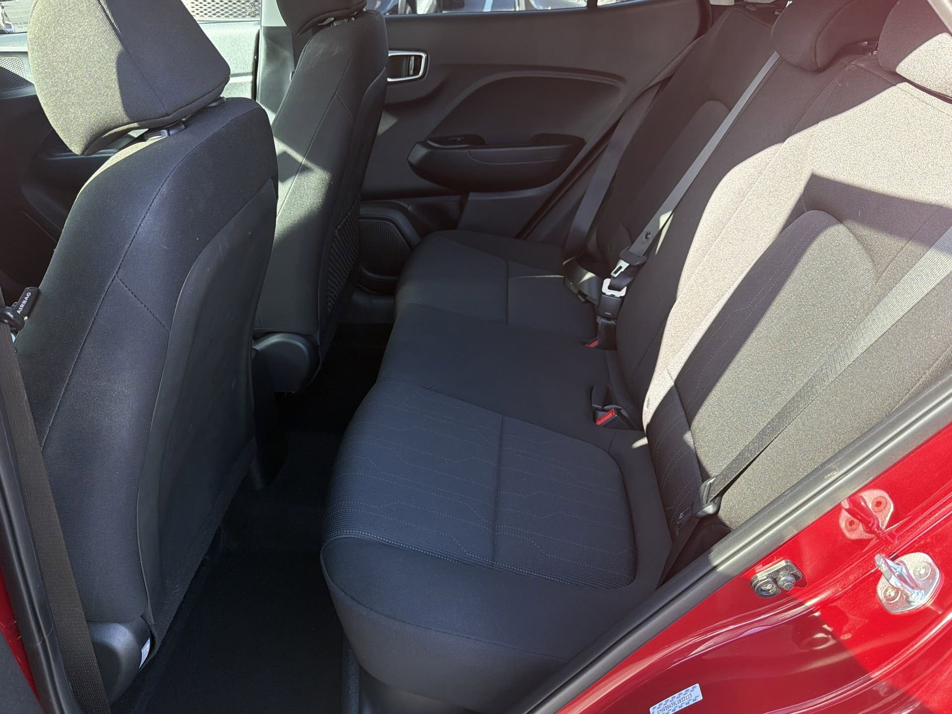 Used 2020 Hyundai Venue SE image 19