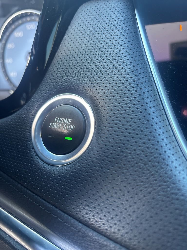 Used 2023 Cadillac XT5 Luxury image 17