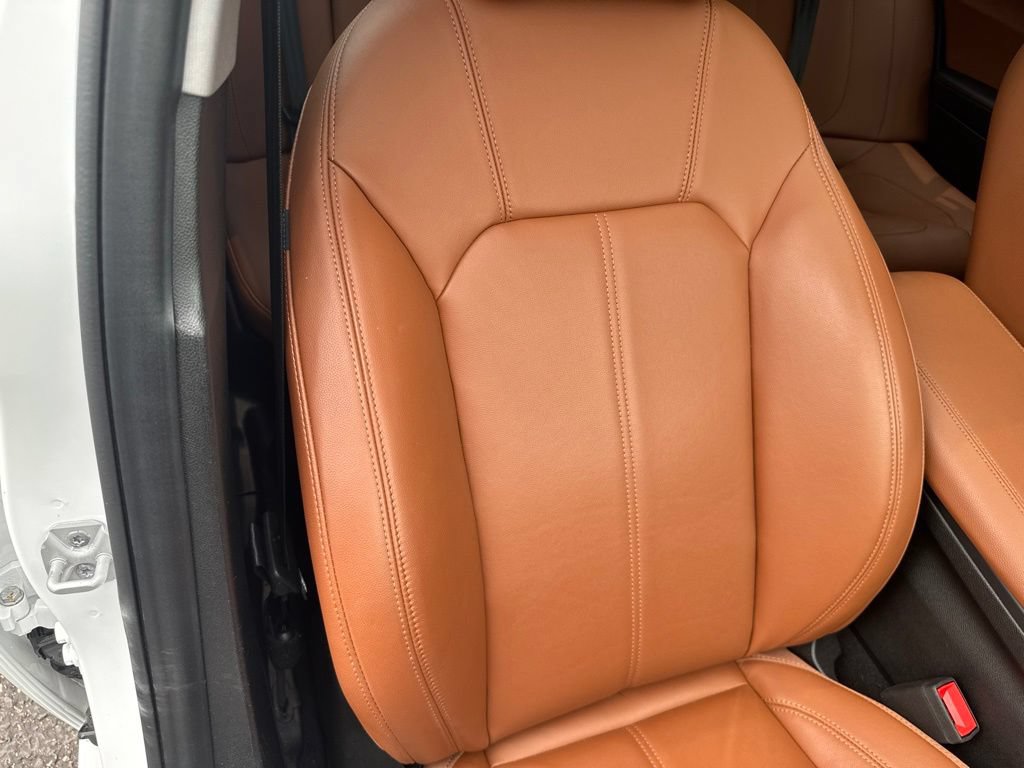 Used 2019 Alfa Romeo Giulia AWD image 70