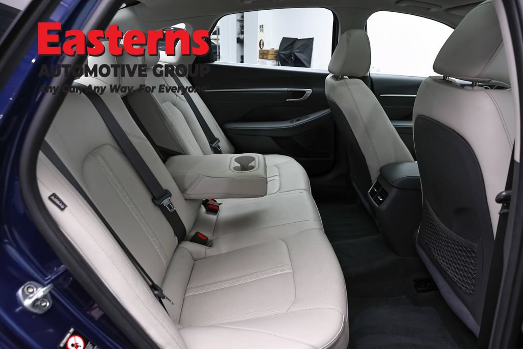 Used 2021 Hyundai Sonata Limited w/ Winter Weather Package FWD image 24