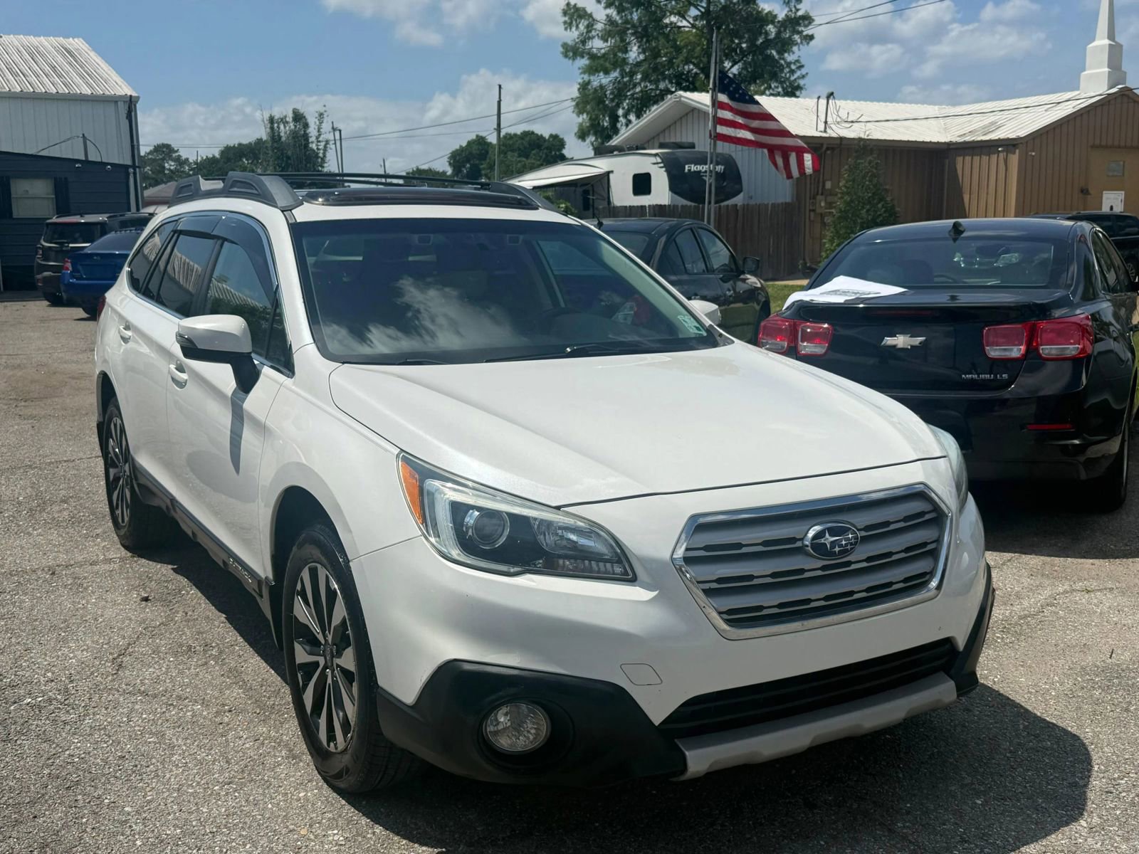 Used 2016 Subaru Outback 2.5i Limited AWD/4WD image 1
