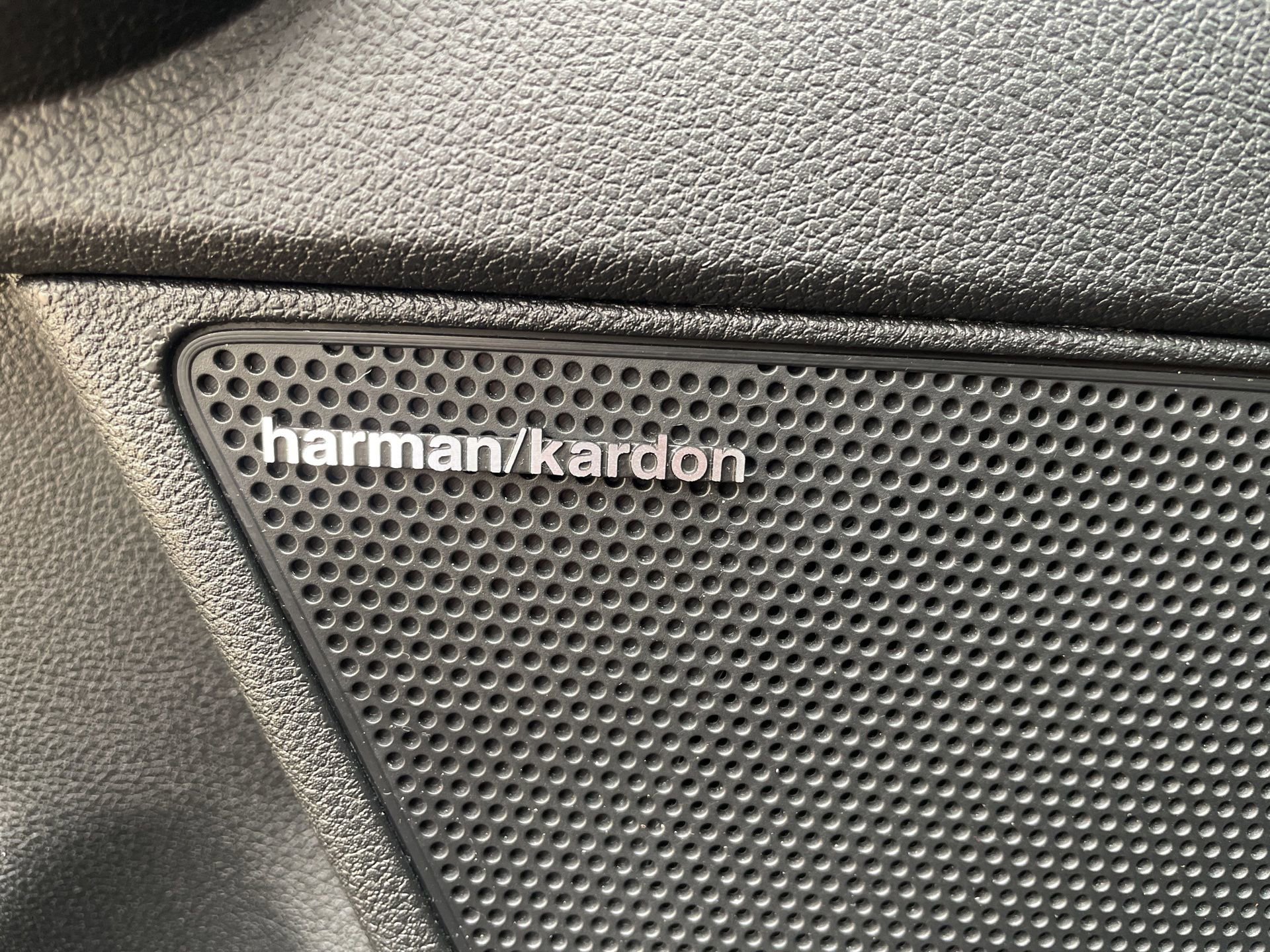 Used 2020 Kia Optima SX image 12