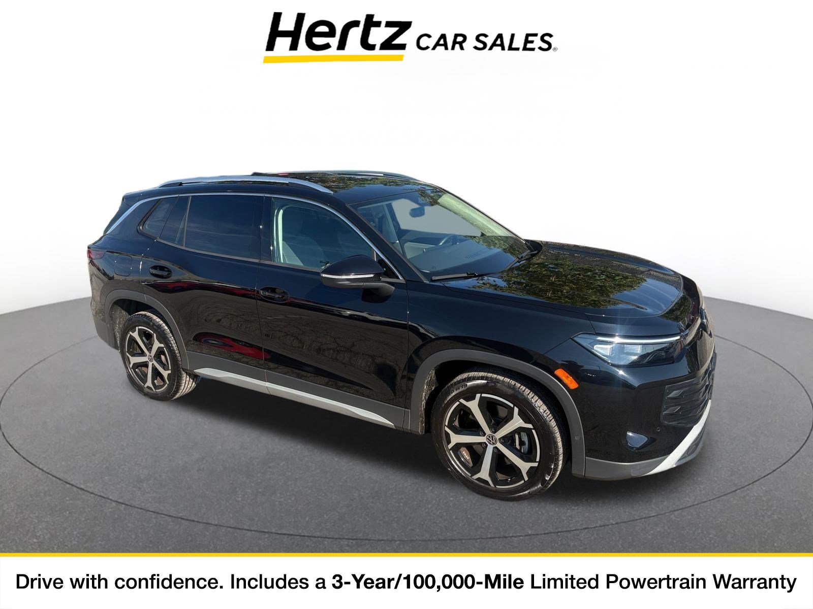 Used 2026 Volkswagen Tiguan SE AWD/4WD image 1