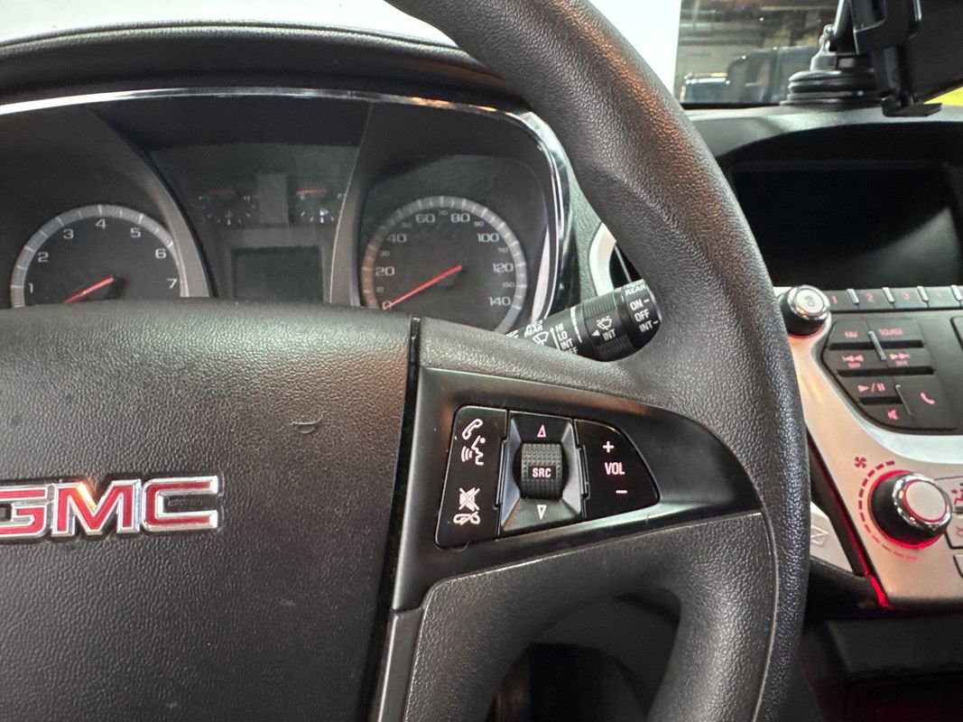 Used 2017 GMC Terrain SLE image 12