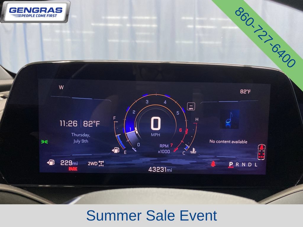 Used 2024 Chevrolet Traverse LT w/ Trailering Package AWD/4WD image 22