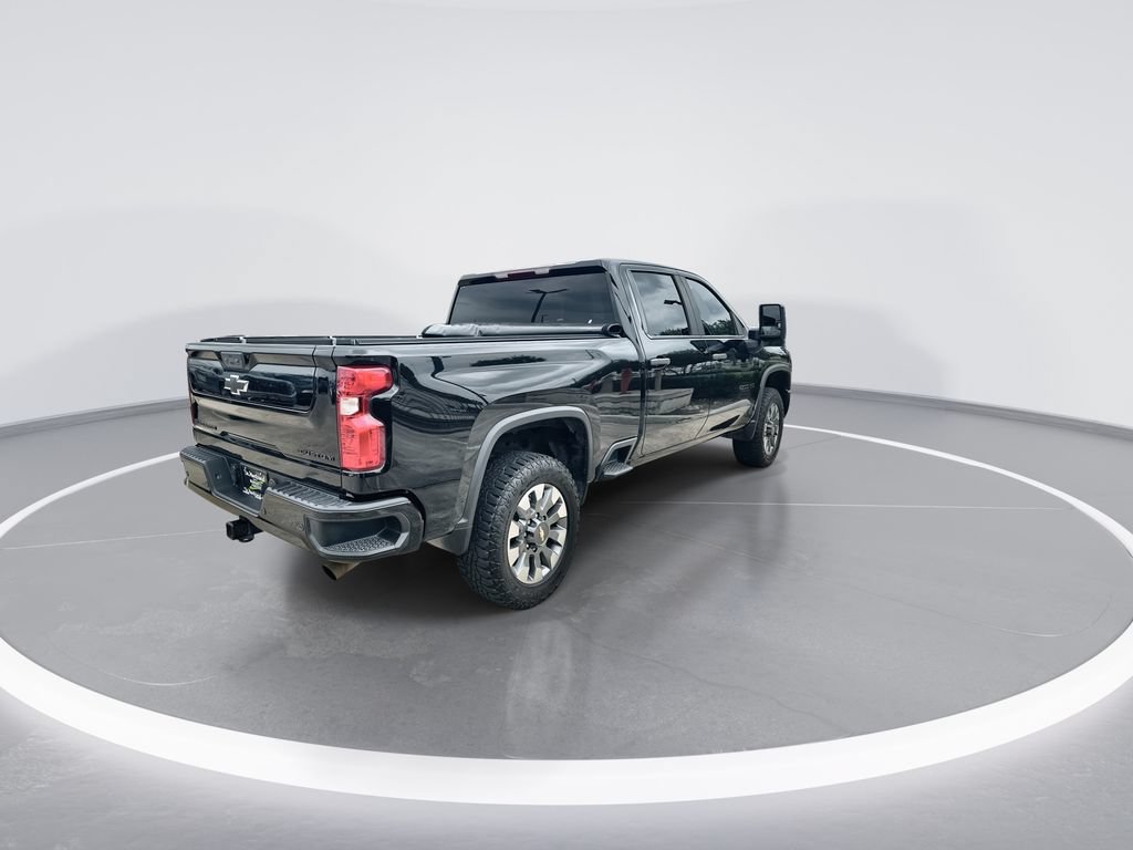 Used 2024 Chevrolet Silverado 2500 Custom w/ Custom Value Package AWD/4WD image 8