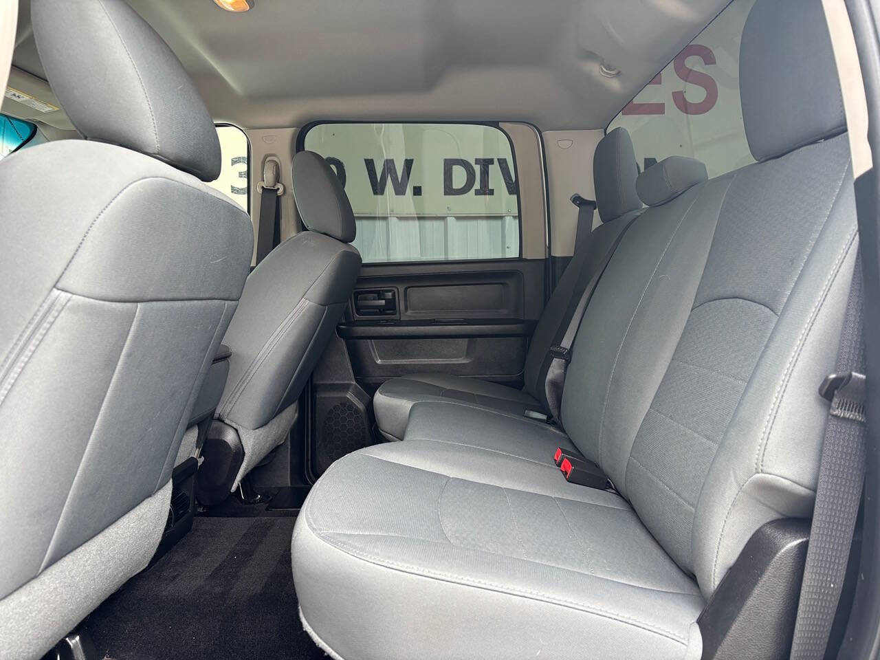 Used 2016 RAM 2500 Tradesman w/ Chrome Appearance Group image 13