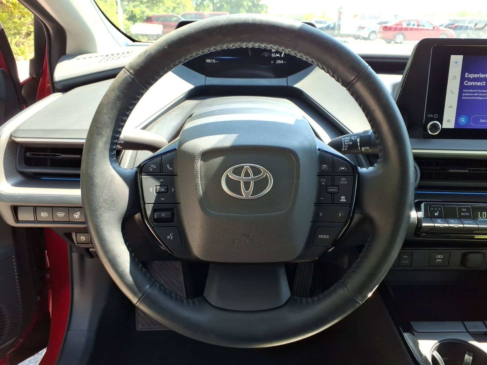 Used 2023 Toyota Prius XLE FWD image 20