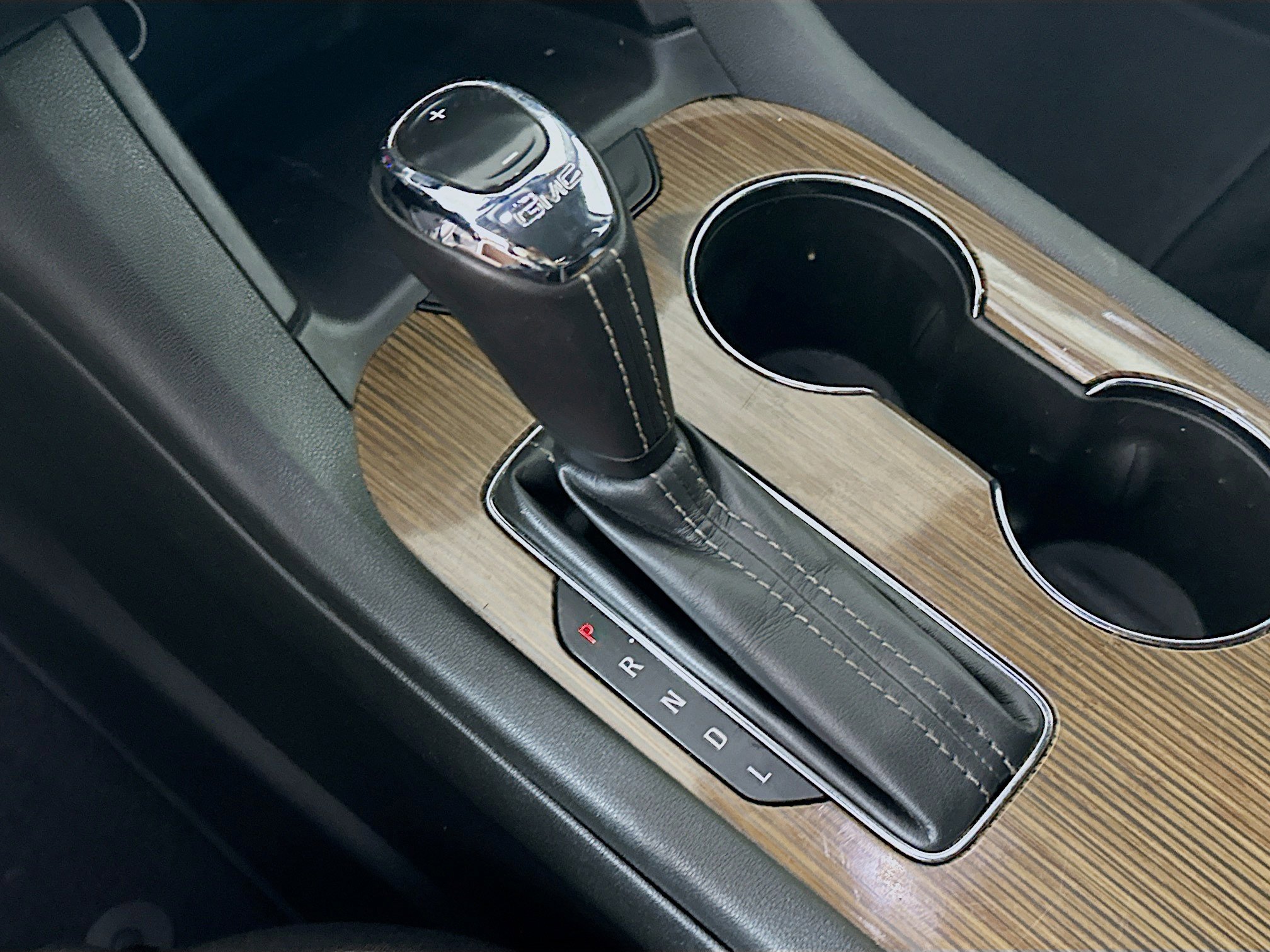 Used 2017 GMC Acadia SLE image 23