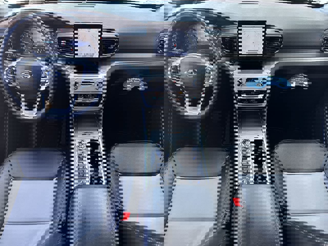 Used 2022 Ford Explorer XLT w/ Equipment Group 202A image 21