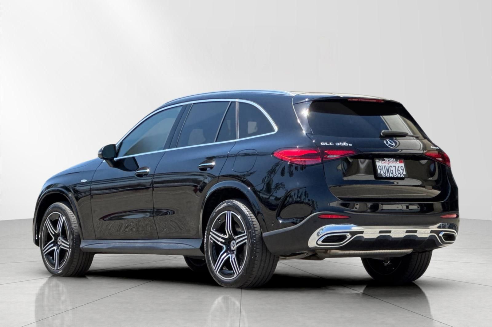 Used 2025 Mercedes-Benz GLC 350e 4MATIC image 5