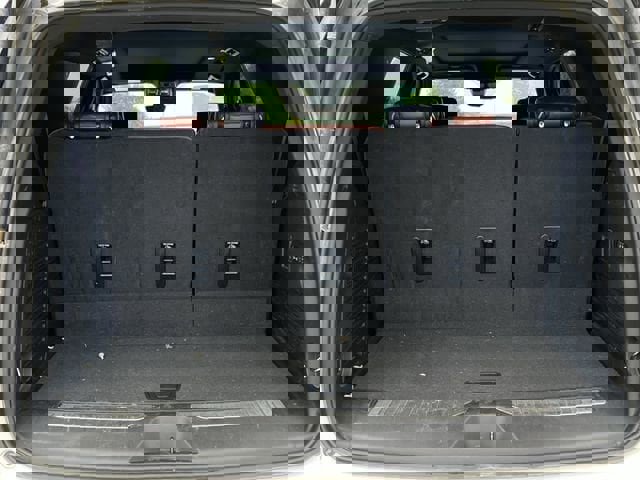 Used 2024 GMC Yukon Denali Ultimate image 27