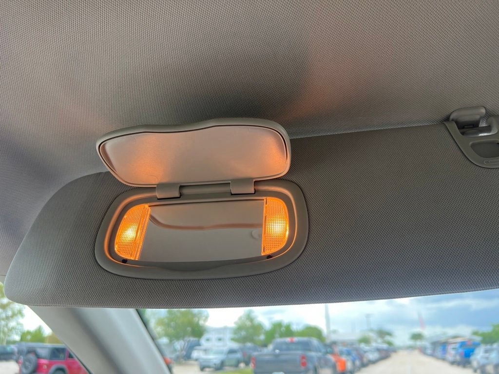 Used 2023 Chrysler Pacifica Touring-L FWD image 52