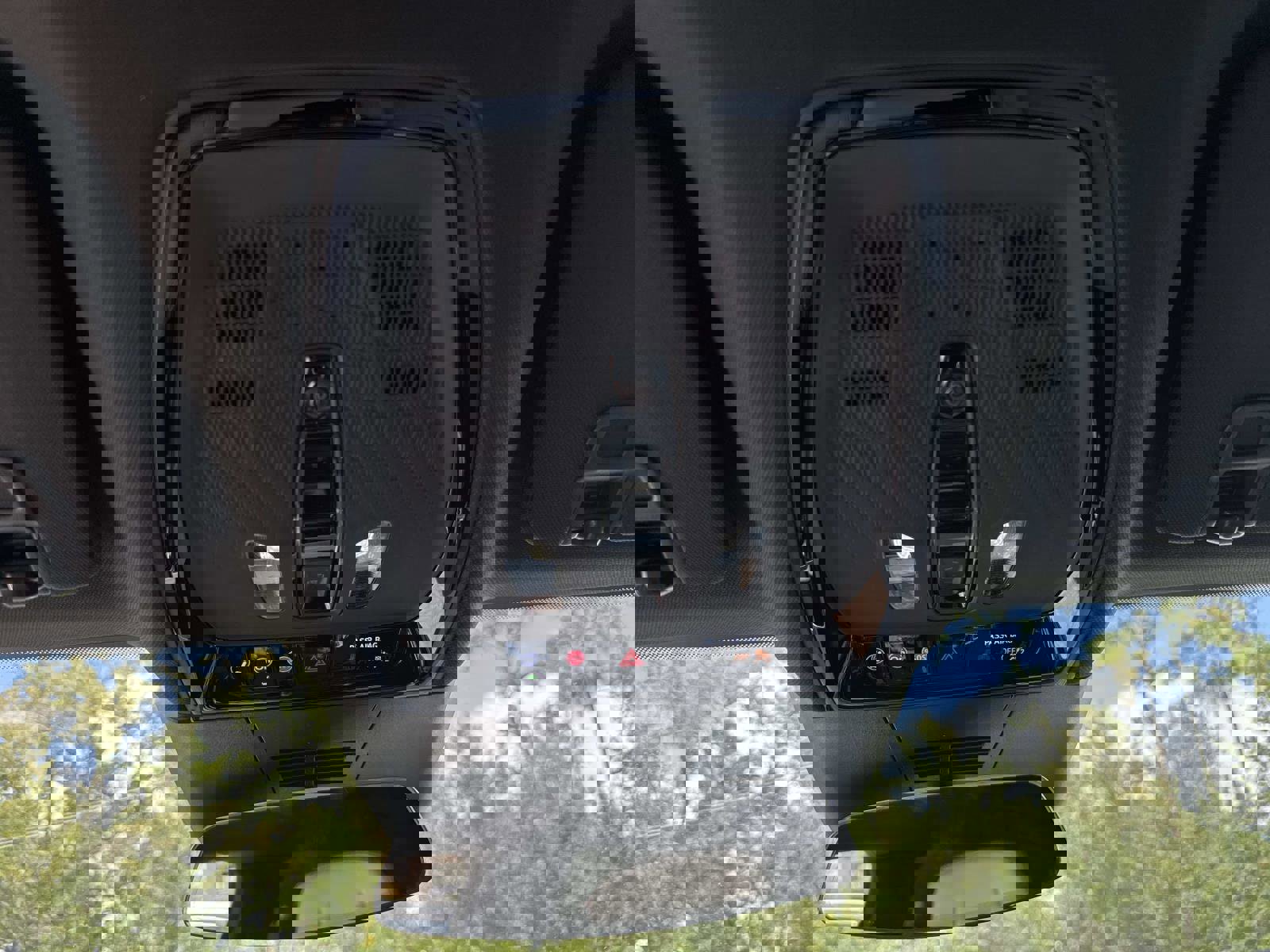 New 2026 Cadillac Lyriq Luxury image 32