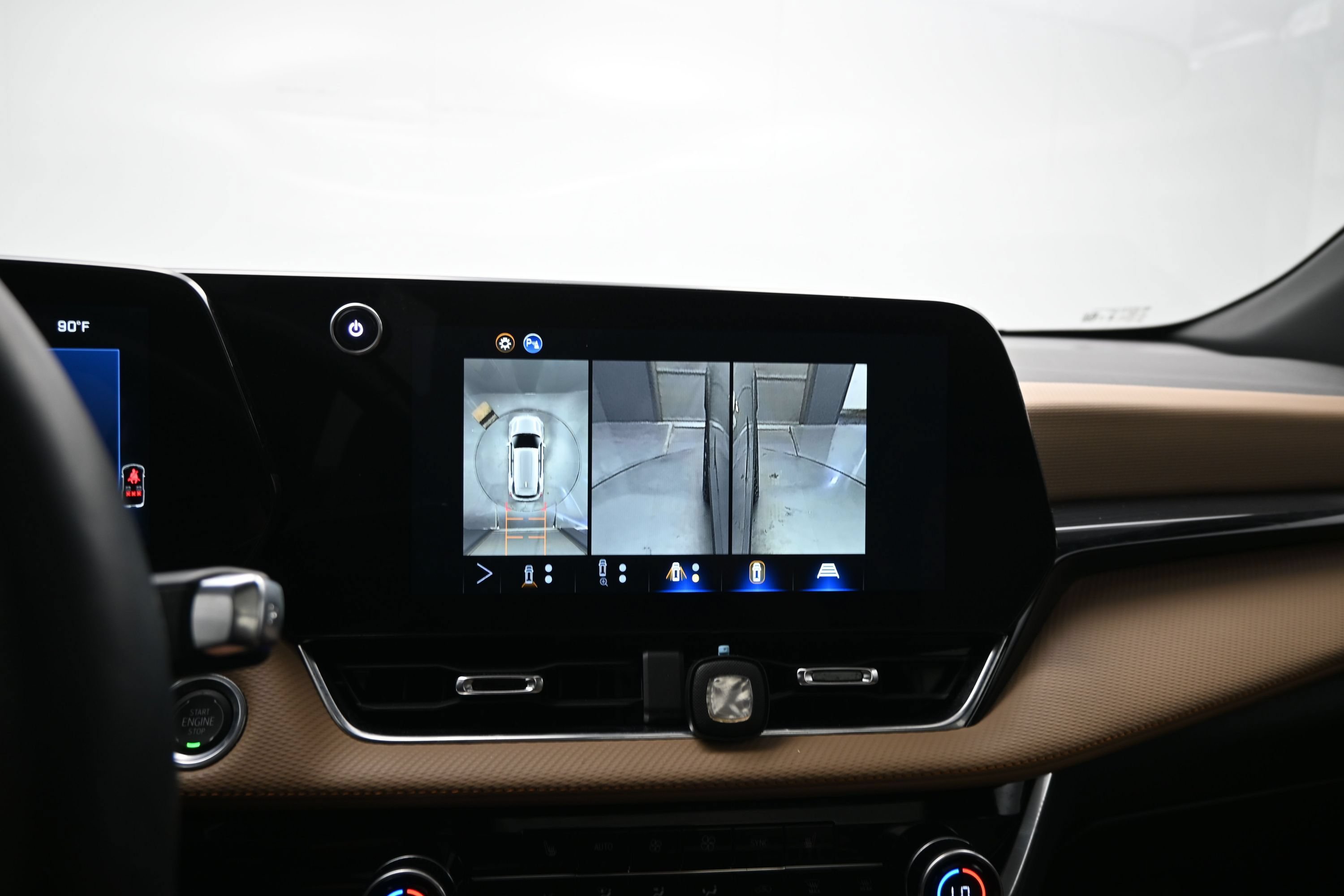 Used 2026 Chevrolet Equinox ACTIV w/ Safety and Technology Package AWD/4WD image 19