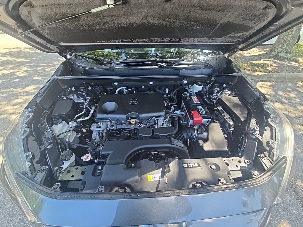 Used 2020 Toyota RAV4 XLE FWD image 35