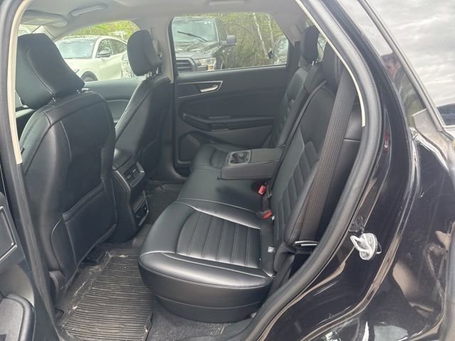 Used 2022 Ford Edge SEL w/ Convenience Package AWD/4WD image 11
