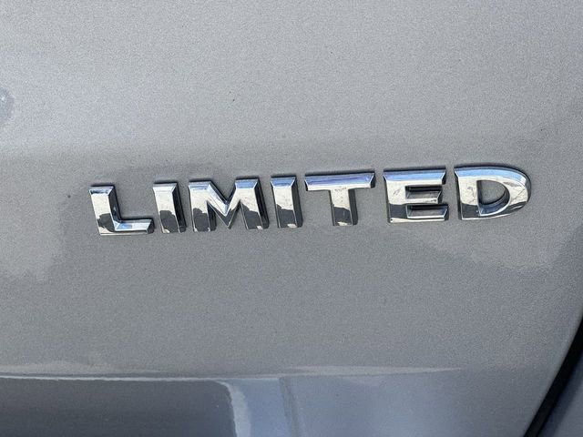 Used 2021 Jeep Grand Cherokee Limited w/ Luxury Group II AWD/4WD image 11