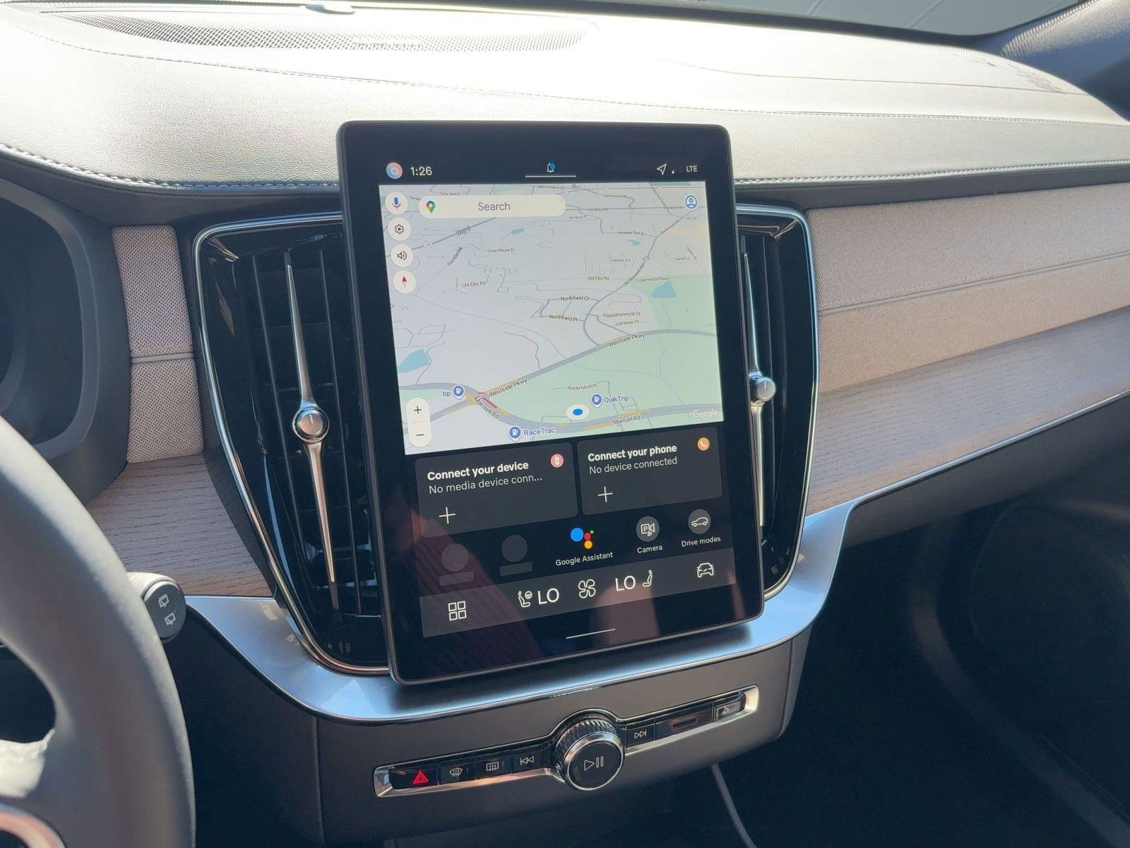 New 2026 Volvo XC90 T8 Plus w/ Protection Package image 22