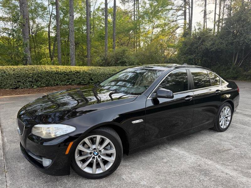 Used 2013 BMW 528i xDrive Sedan AWD/4WD image 3
