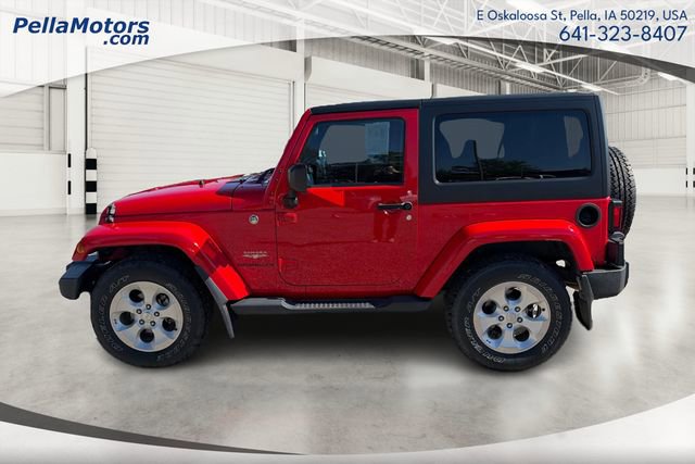 Used 2015 Jeep Wrangler Sahara w/ Connectivity Group AWD/4WD image 6