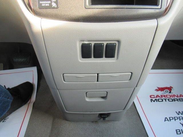 Used 2017 Nissan Quest SV image 18