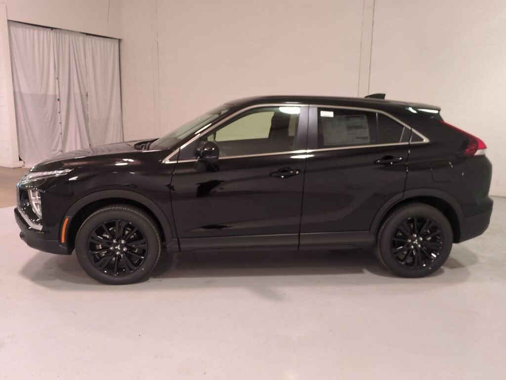 New 2025 Mitsubishi Eclipse Cross LE image 7