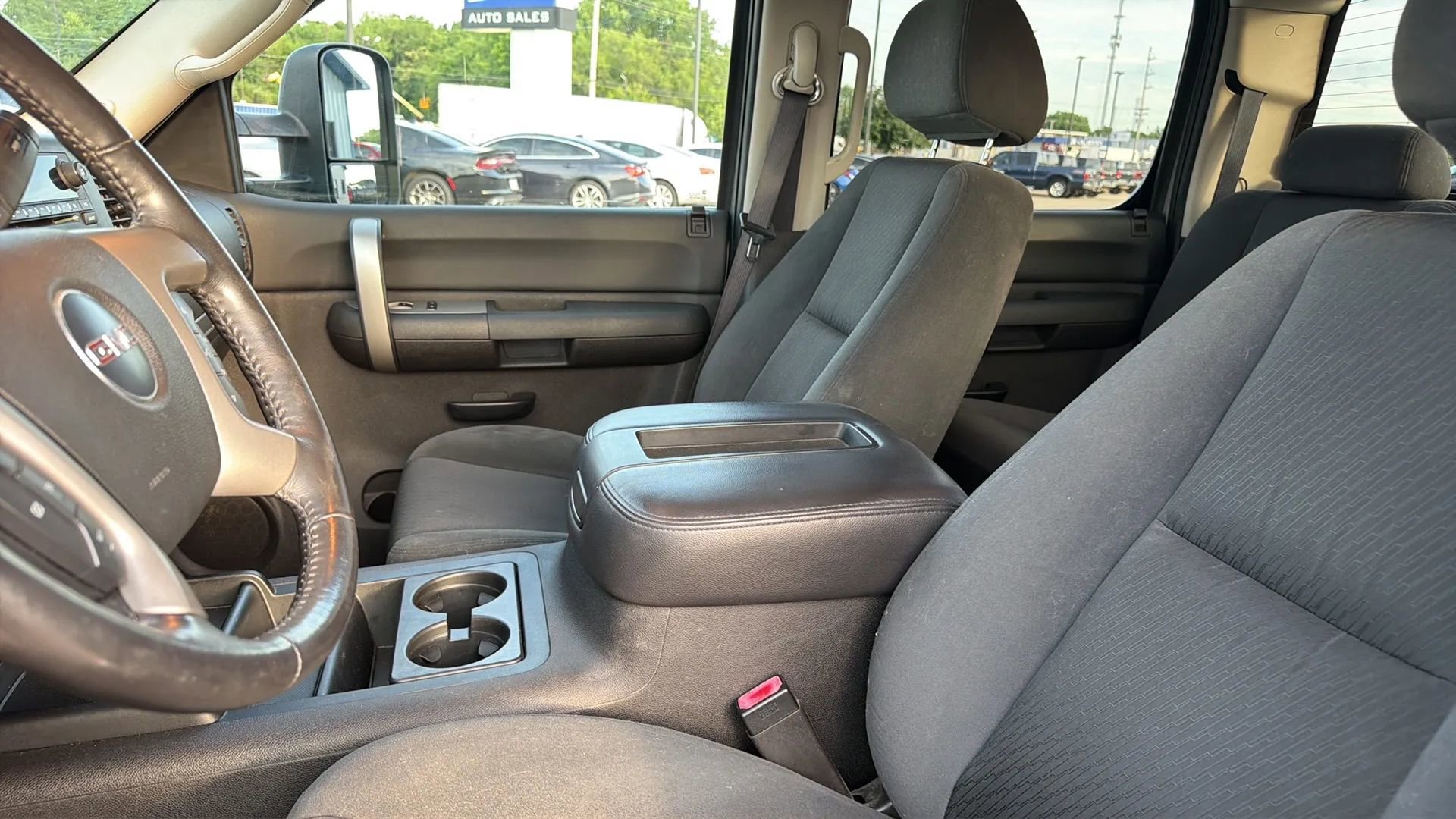 Used 2008 GMC Sierra 2500 SLE w/ SLE2 Preferred Package AWD/4WD image 58