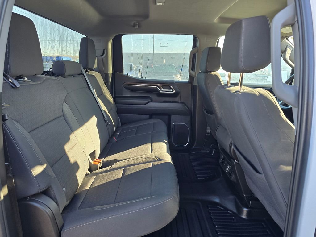 Used 2024 Chevrolet Silverado 1500 LT image 12