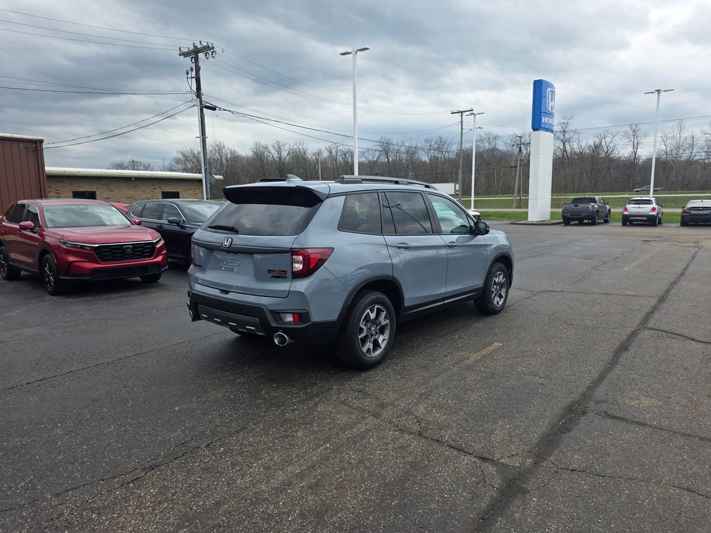 Certified 2023 Honda Passport TrailSport image 3