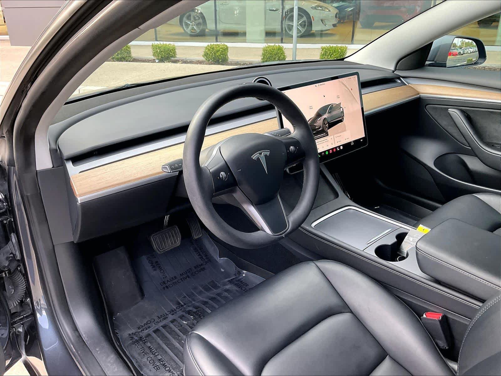 Used 2023 Tesla Model 3 Standard Range RWD image 15