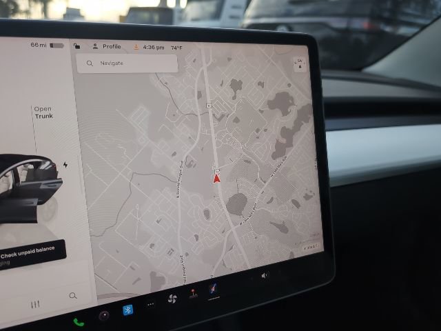 Used 2022 Tesla Model 3 image 11