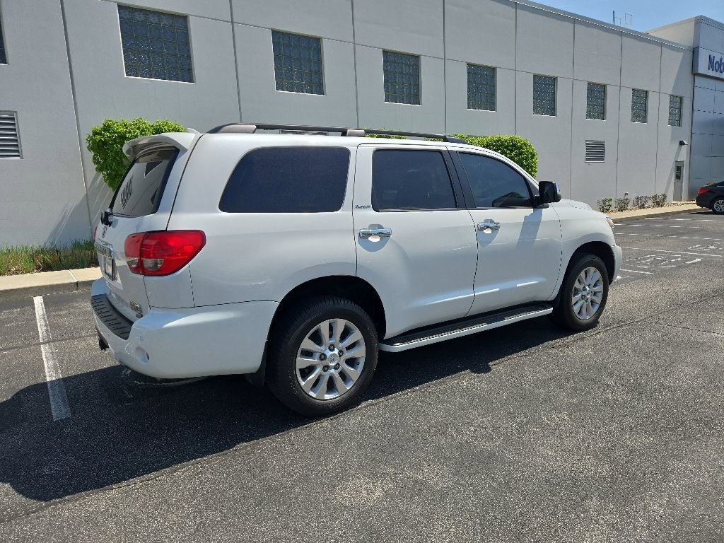 Used 2012 Toyota Sequoia Platinum AWD/4WD image 8