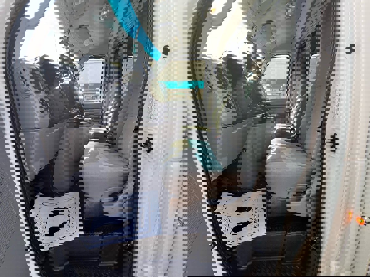 Used 2019 Ford E-350 and Econoline 350 Super Duty w/ Power Windows & Locks Group image 19