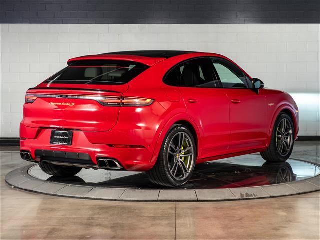 Certified 2023 Porsche Cayenne Turbo S AWD/4WD image 7