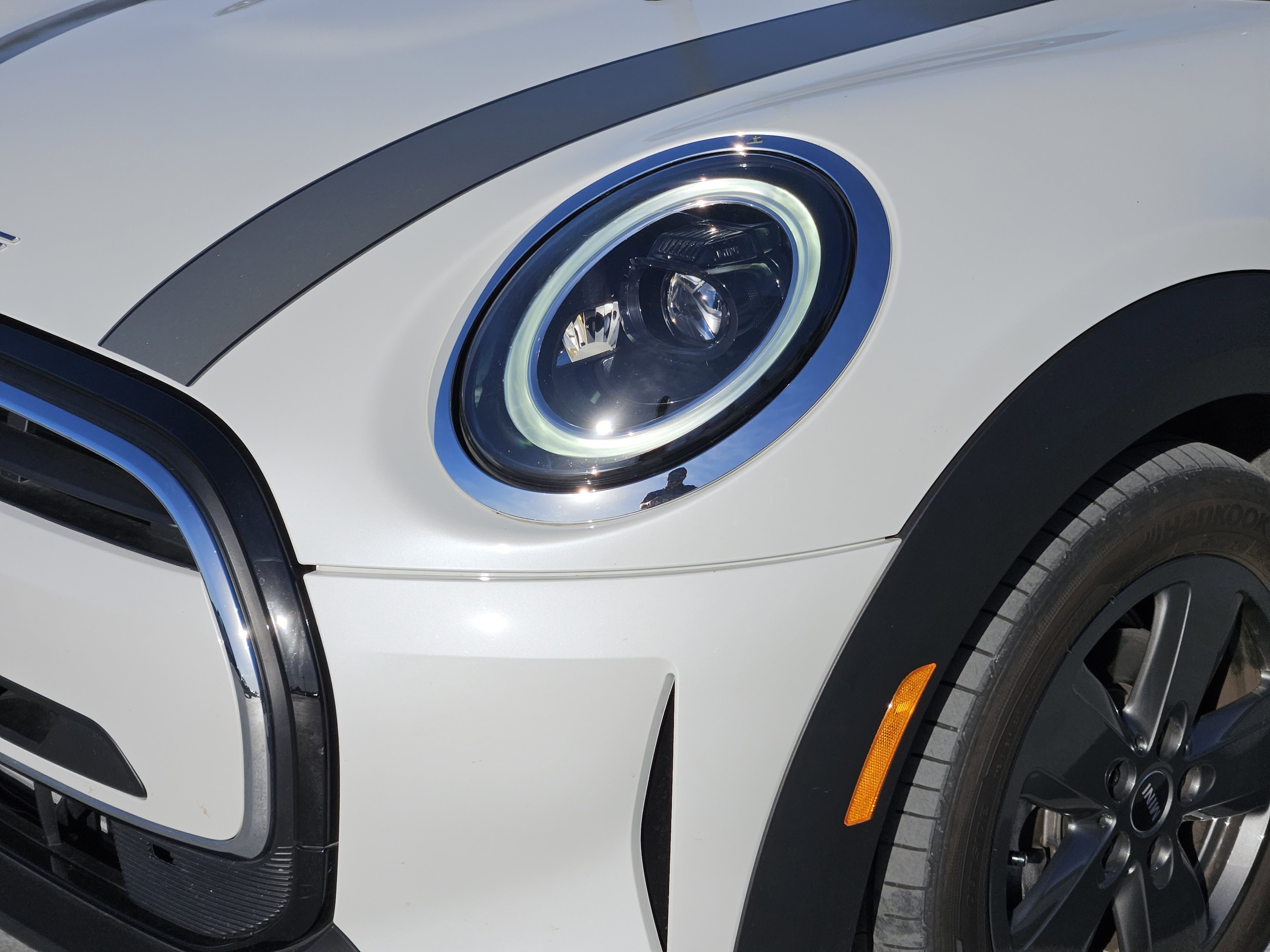 Used 2024 MINI Cooper Signature image 11