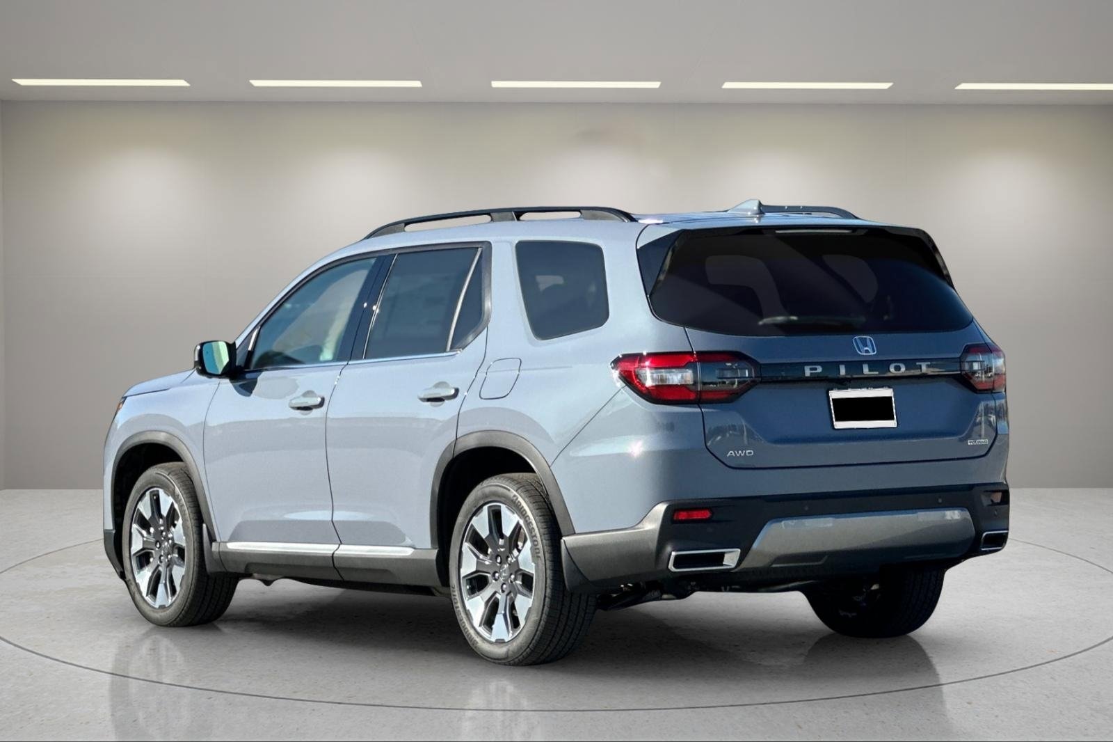 New 2026 Honda Pilot Touring image 5
